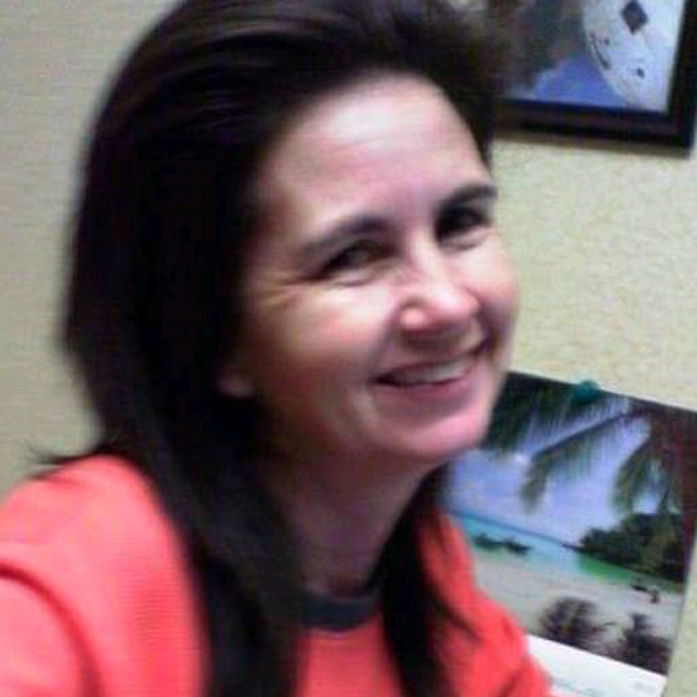 Meet your Posher, Cynthia